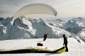 Paraglide na vrcholu Roche de Mio...
